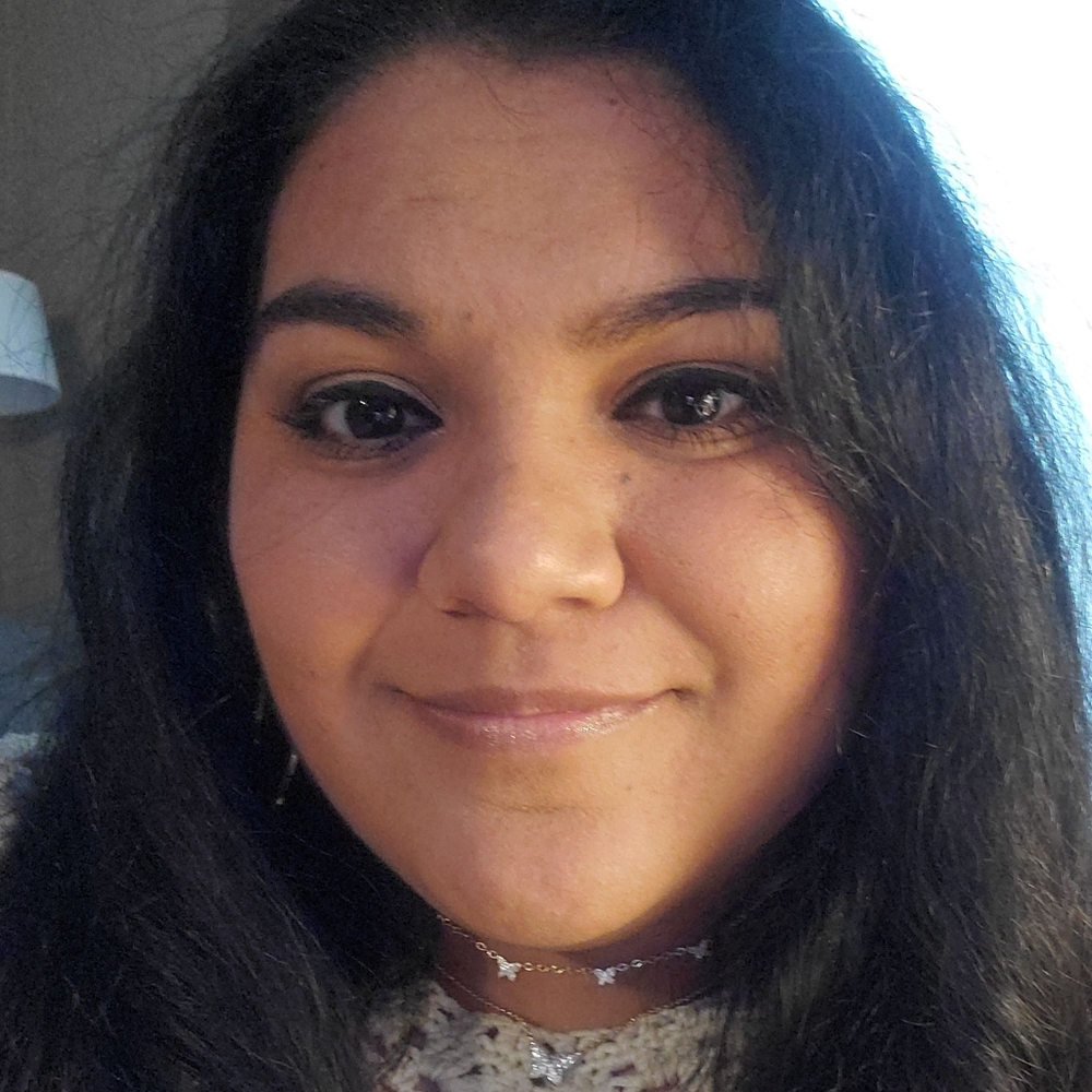 Meet your Posher, Maria